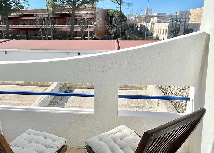 Lumineux Pour 4 Pers Avec Piscine Et Parking - Fr-1-716-81 Apartamento